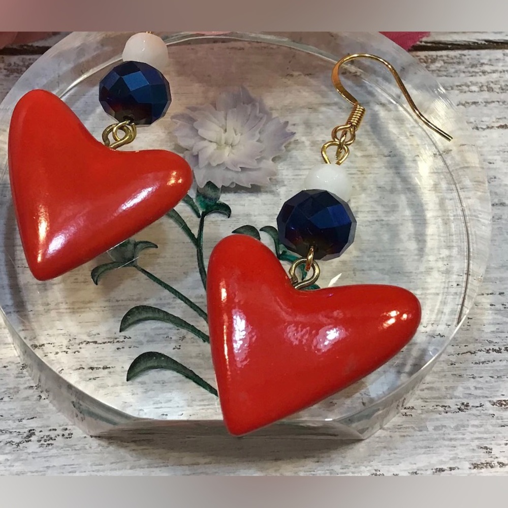 #24 Heart Earrings